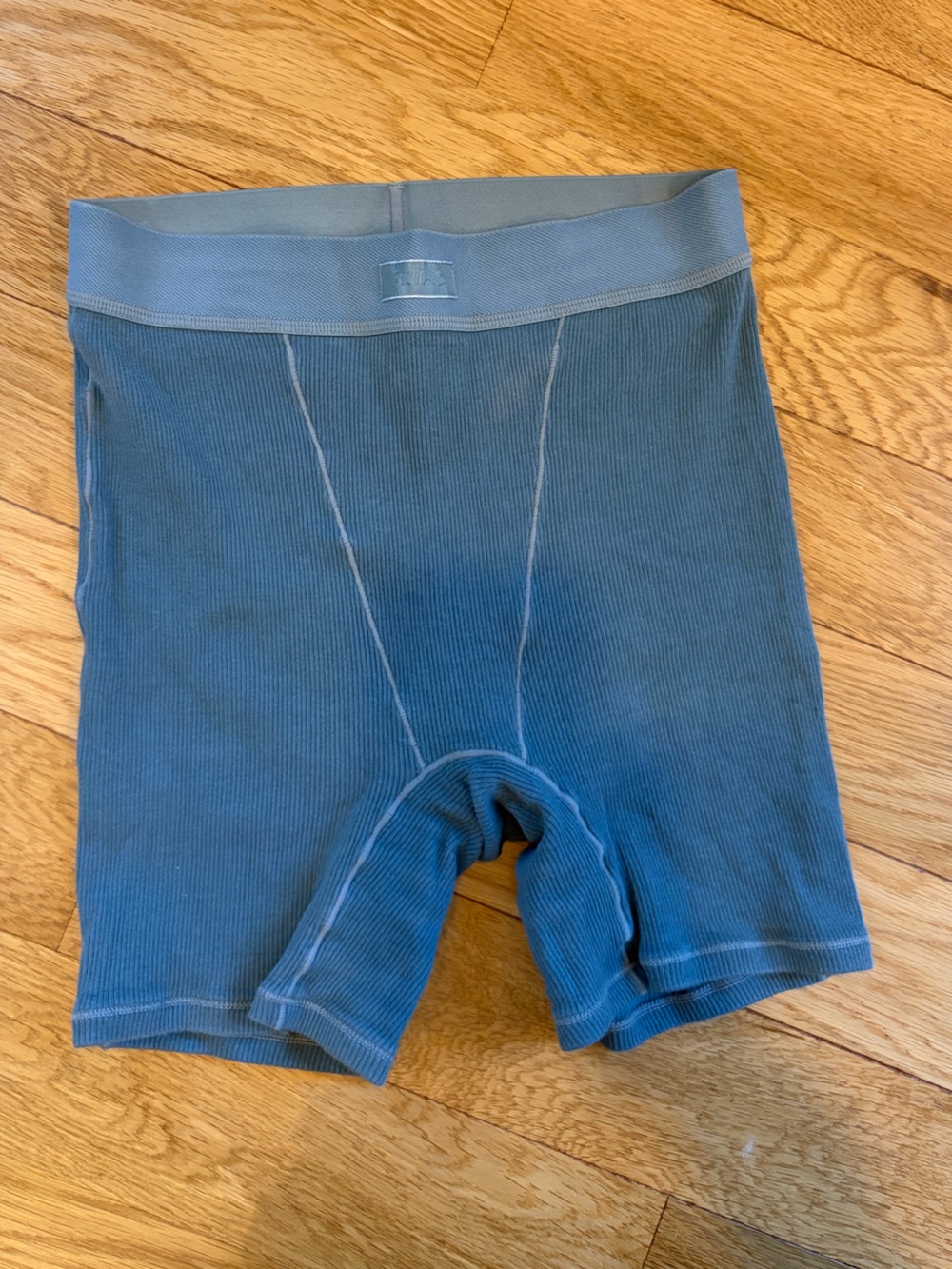 SKIMS Ribbed Boxer Short in Dusty Blue